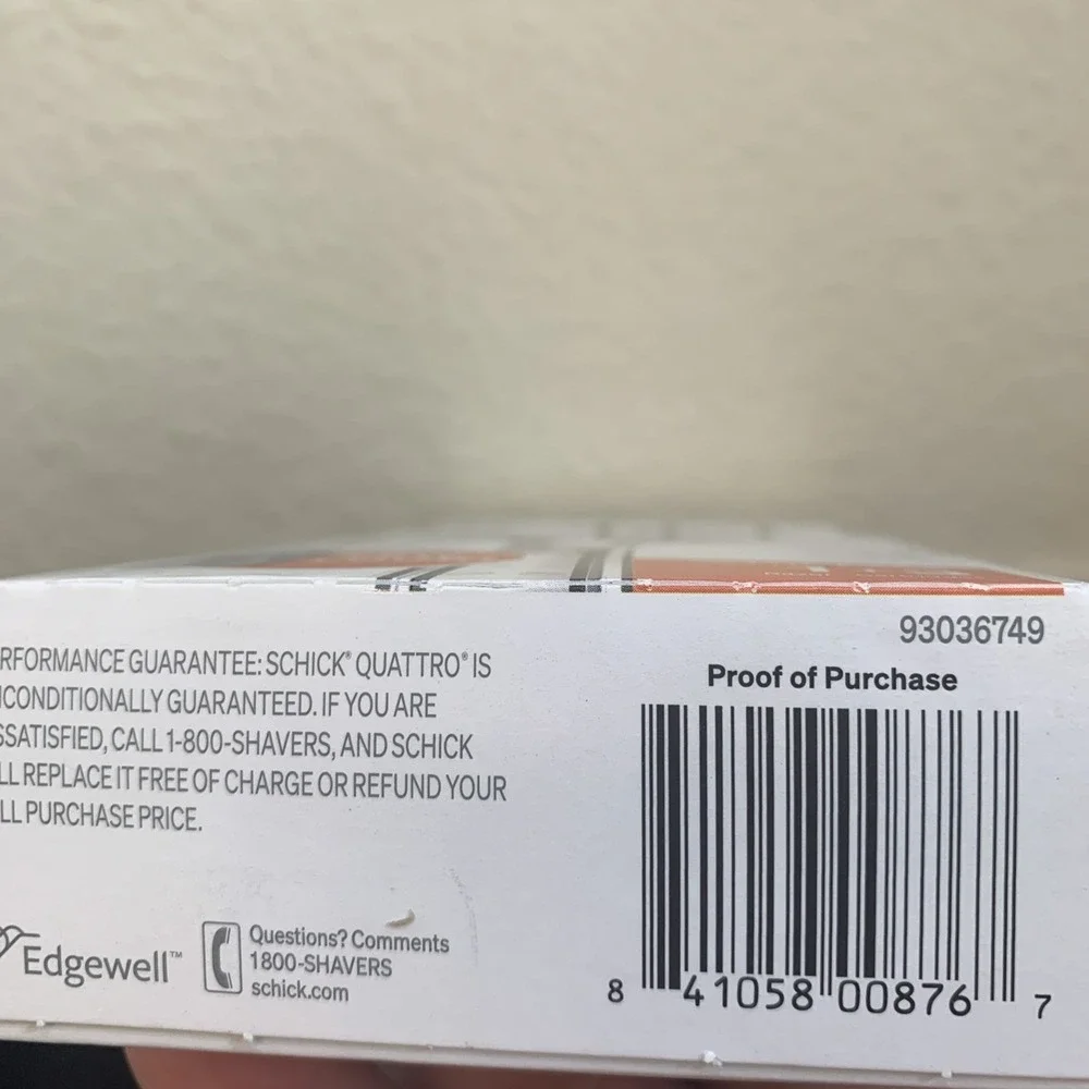 Schick‎ Quattro Titanium Razor Value Pack 1 Razor Handle + 4 Cartridges - Picture 5 of 5
